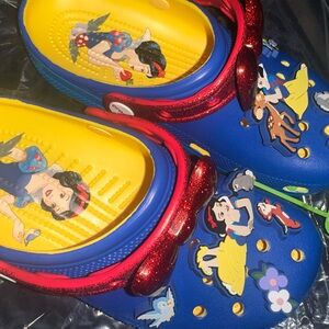 Snow White Classic Clog!
